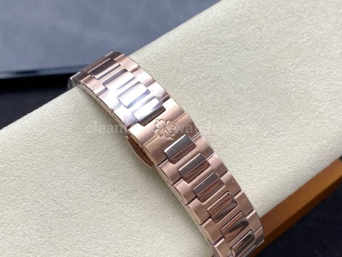 TW Factory Patek Philippe Nautilus 7118/1R-001 Rose Gold White Dial - Image 9