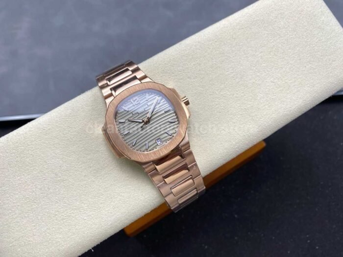 TW Factory Patek Philippe Nautilus 7118/1R Rose Gold Champagne Dial - Image 4
