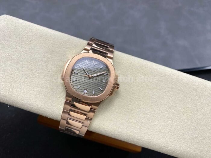 TW Factory Patek Philippe Nautilus 7118/1R Rose Gold Champagne Dial - Image 5