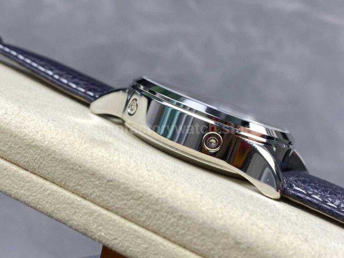 TW Factory Patek Philippe Pilot Travel Time Chronograph 5924G White Gold Arabic Numerals Blue Dial - Image 5