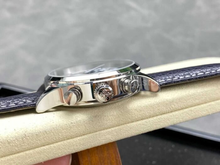 TW Factory Patek Philippe Pilot Travel Time Chronograph 5924G White Gold Arabic Numerals Blue Dial - Image 6