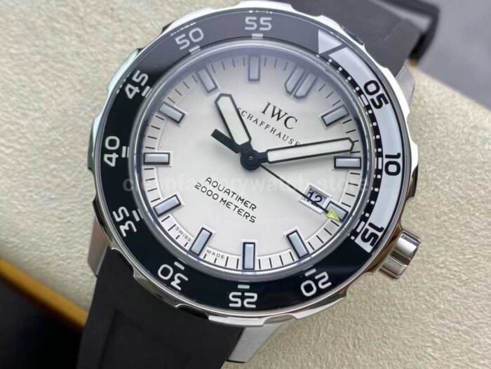 V6S Factory IWC Aquatimer Automatic 2000 IW356811 44mm Rubber Strap White Dial - Image 3