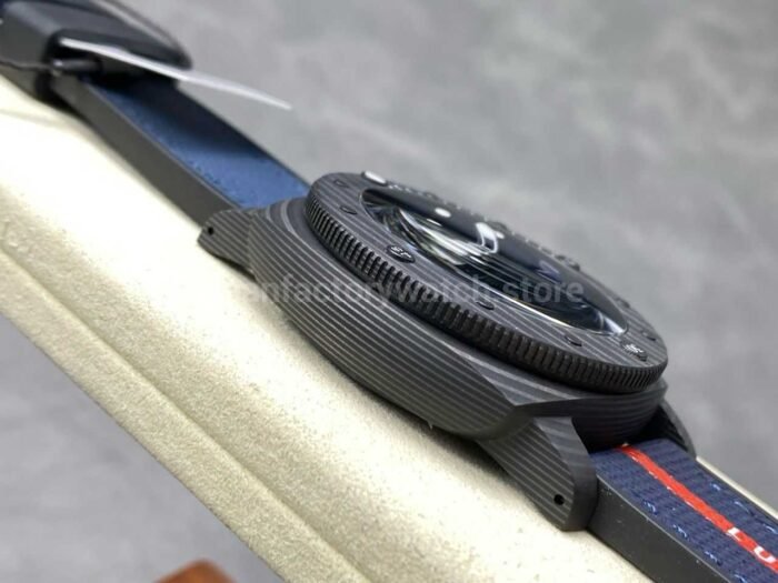 VS Factory Panerai Submersible Luna Rossa PAM1563 42mm Carbon Fiber Rubber Strap Blue Dial - Image 5