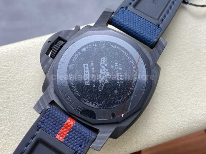 VS Factory Panerai Submersible Luna Rossa PAM1563 42mm Carbon Fiber Rubber Strap Blue Dial - Image 7