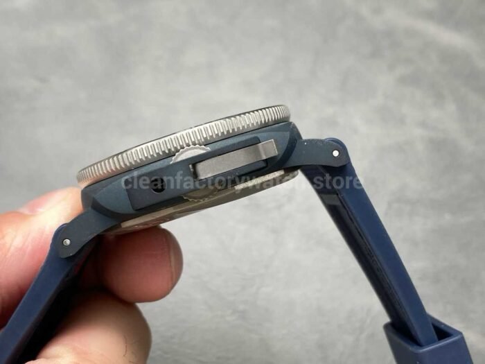 VS Factory Panerai Submersible PAM 01466 44mm Ceramic Rubber Strap Blue Dial - Image 6