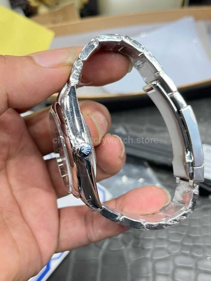 VS Factory Rolex Oyster Perpetual 124300-0008 41mm Bubbles Fringed Blue - Image 7