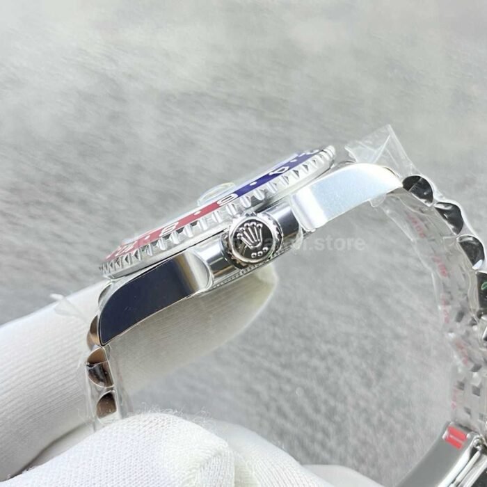 VS Factory Rolex Pepsi GMT-MASTER II Jubilee 126710BLRO-0001 40mm Black Dial - Image 9