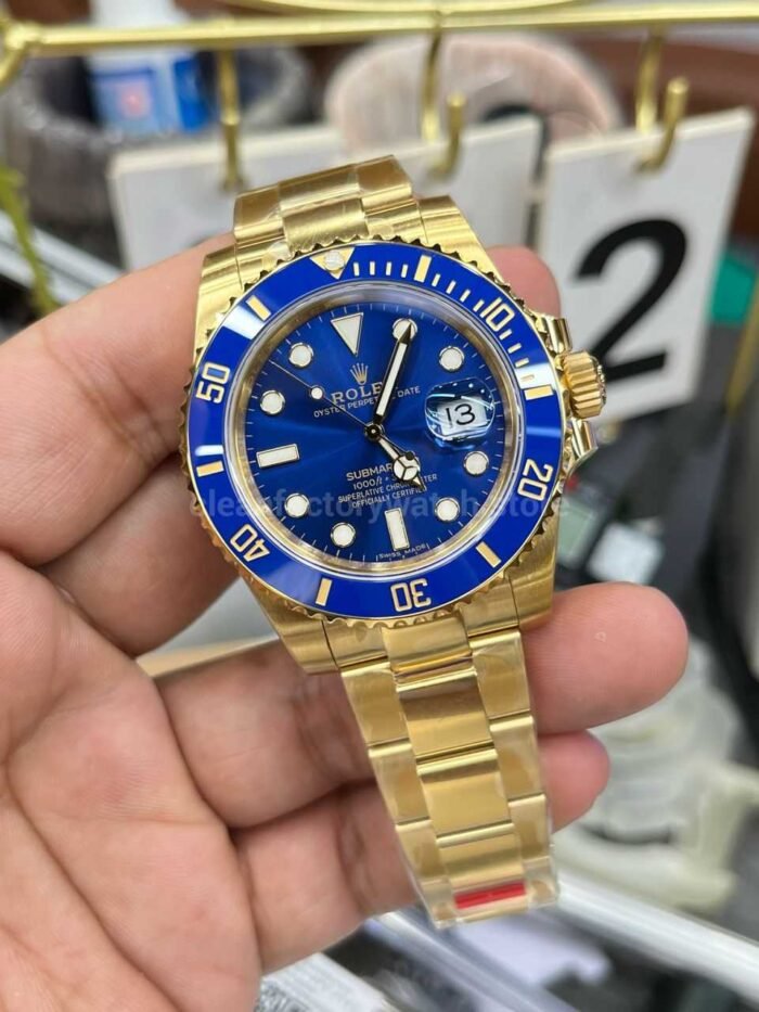 VS Factory Rolex Submariner Date 116618LB 40mm Full Yellow Gold Blue Dial - Image 2