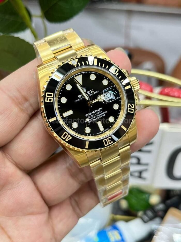 VS Factory Rolex Submariner Date 116618LN 40mm Full Yellow Gold Black Dial - Image 2