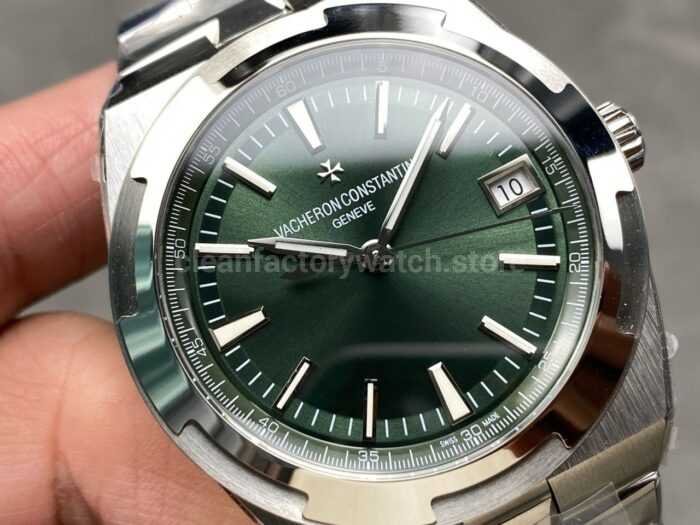 8F Factory Vacheron Constantin Overseas 4500V 41mm Full Steel Green Dial - Image 2