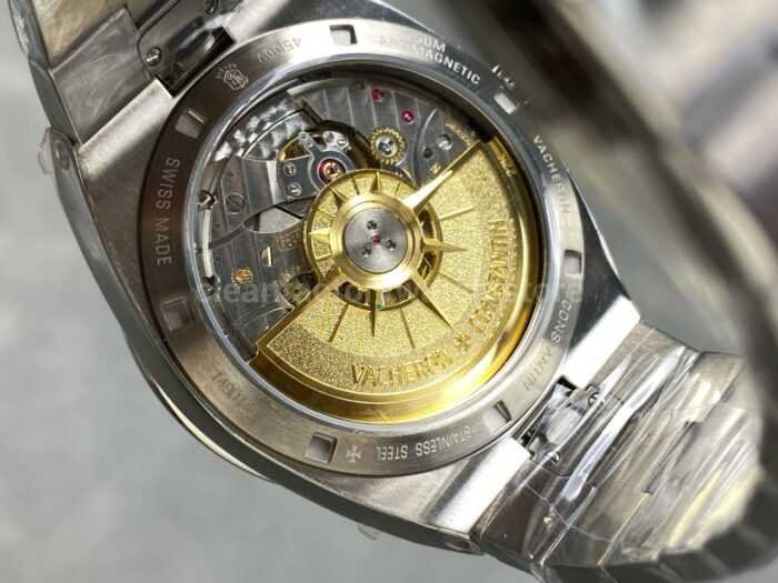 8F Factory Vacheron Constantin Overseas 4500V 41mm Full Steel Green Dial - Image 7
