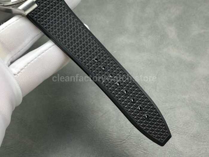 8F Factory Vacheron Constantin Overseas 4500V110A-B483 41mm Rubber Strap Black Dial - Image 9