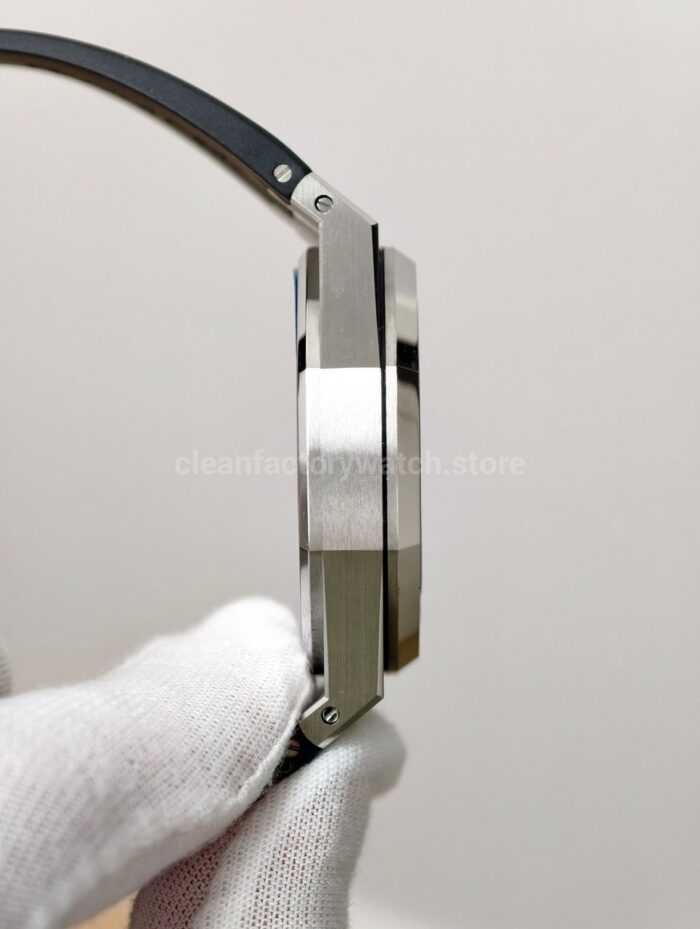 APS Factory Audemars Piguet Royal Oak Chronograph 26331ST.OO.1220ST.02 41mm Rubber Strap Black Dial - Image 4