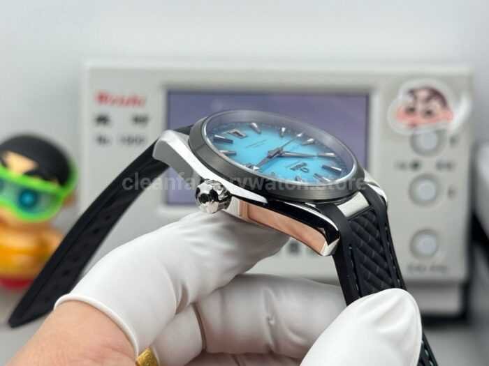 OVS Factory Omega Seamaster Aqua Terra 220.10.41.21.03.006 41mm Rubber Strap Turquoise Colour Dial - Image 6