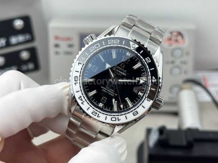 OVS Factory Omega Seamaster Planet Ocean 215.30.44.22.01.001 43.5mm Full Steel Black Dial - Image 5