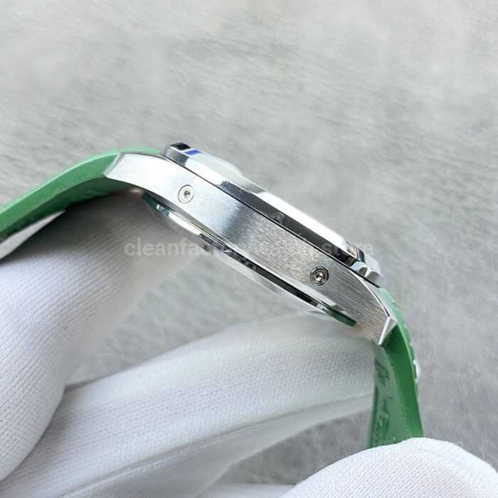 PP+ Factory Patek Philippe Aquanaut 5261 40mm Green Rubber Strap Green Dial - Image 5