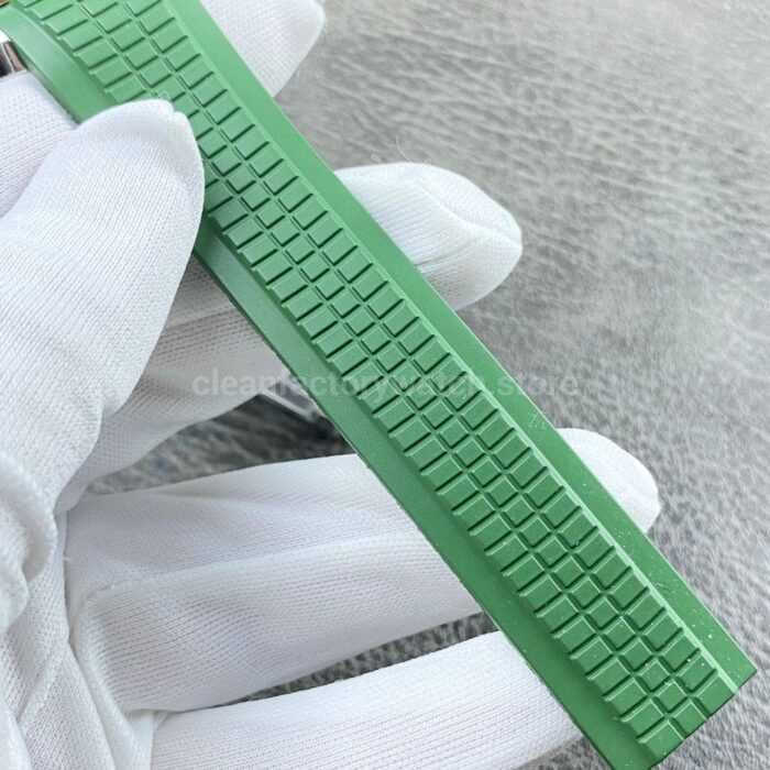 PP+ Factory Patek Philippe Aquanaut 5261 40mm Green Rubber Strap Green Dial - Image 9