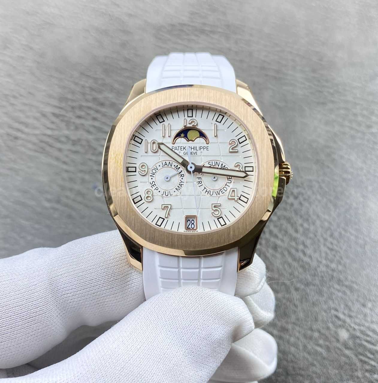 PP+ Factory Patek Philippe Aquanaut 5261R 40mm Rose Gold White Rubber Strap White Dial (2) PP+ Factory Patek Philippe Aquanaut 5261R 40mm Rose Gold White Rubber Strap White Dial - Image 1