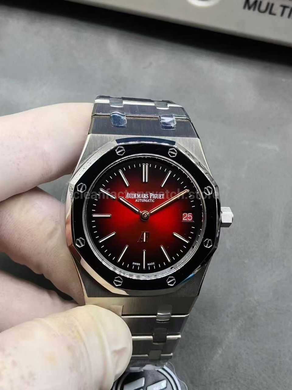 ZF Factory Audemars Piguet Royal Oak Jumbo 16202XT.OO.1240XT.01 Extra Thin 39mm Titanium Red Dial