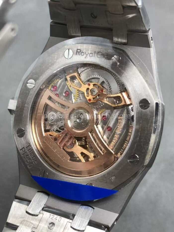 ZF Factory Audemars Piguet Royal Oak Jumbo 16202XT.OO.1240XT.01 Extra Thin 39mm Titanium Red Dial - Image 7