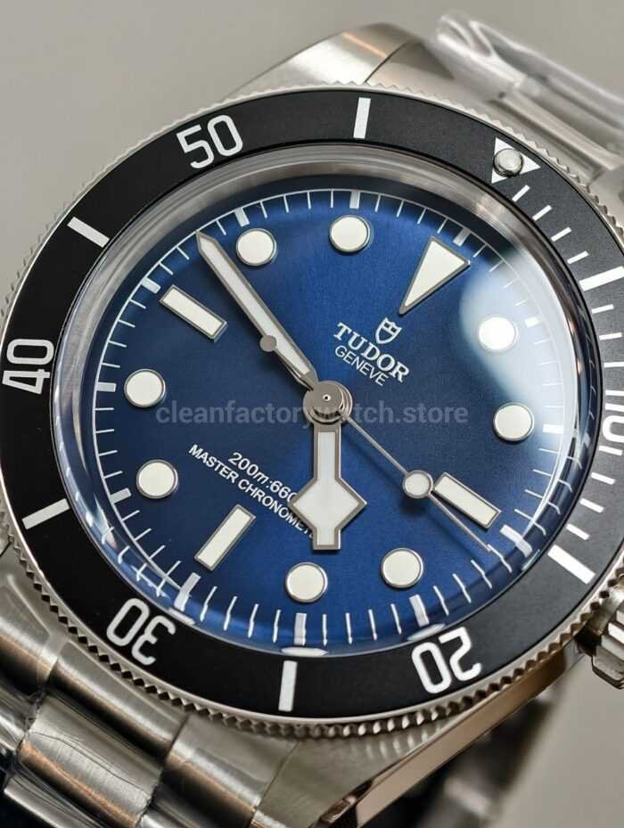 ZF Factory Tudor Black Bay 68 M7943A1A0NU-0001 43mm Blue Dial - Image 4