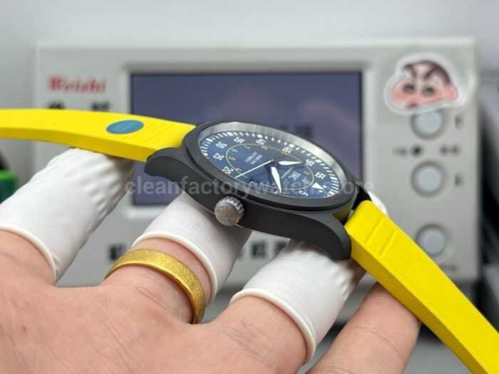 AOF Factory IWC Pilot 41mm Ceramic Rubber Strap Blue Dial - Image 7