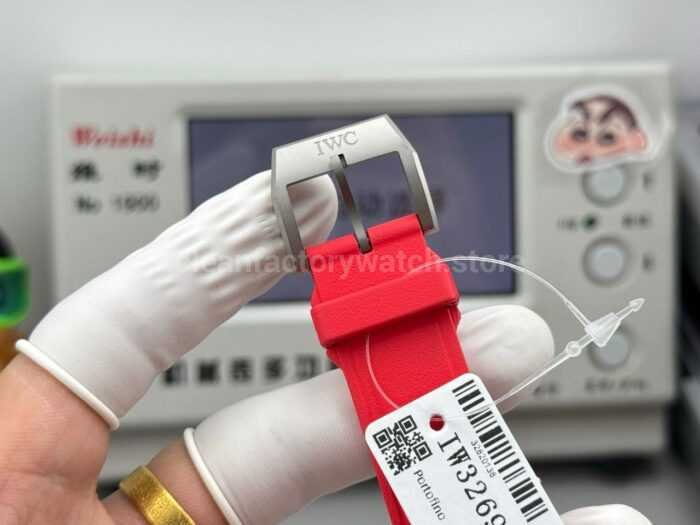 AOF Factory IWC Pilot IW326905 41mm Ceramic Red Rubber Strap White Dial - Image 9