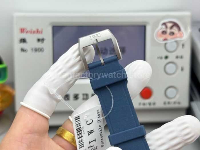 AOF Factory IWC Pilot IW328101 41mm Ceramic Blue Rubber Strap Blue Dial - Image 9