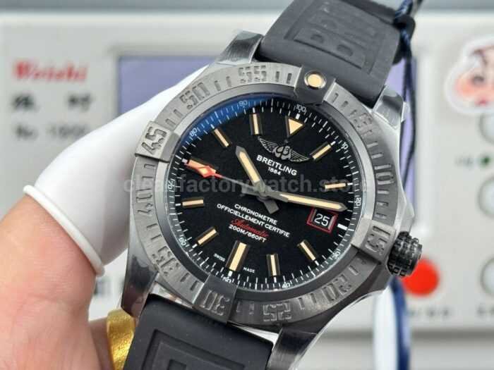 GF Factory Breitling Avenger Blackbird V17311101B1W1 44mm Titanium Rubber Strap Black Dial - Image 3