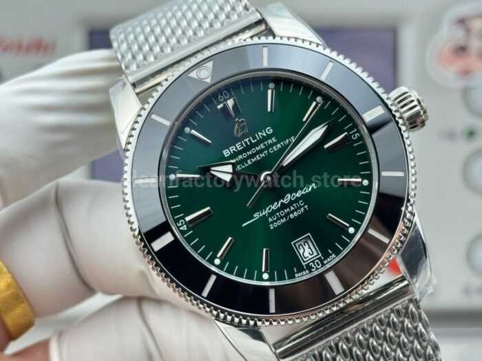 GF Factory Breitling Superocean Heritage B31 AB3111361L1A1 42mm Steel Green Dial - Image 2