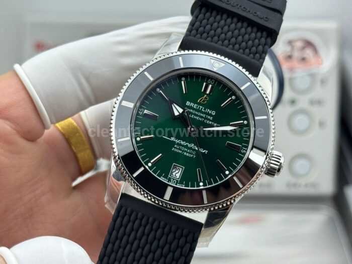 GF Factory Breitling Superocean Heritage B31 AB3111361L1A1 42mm Steel Rubber Strap Green Dial - Image 5