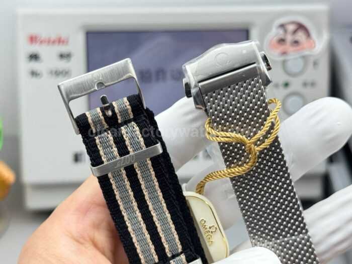 N1 Factory Omega Seamaster Diver 300M 210.90.42.20.01.001 42mm Black Dial - Image 8