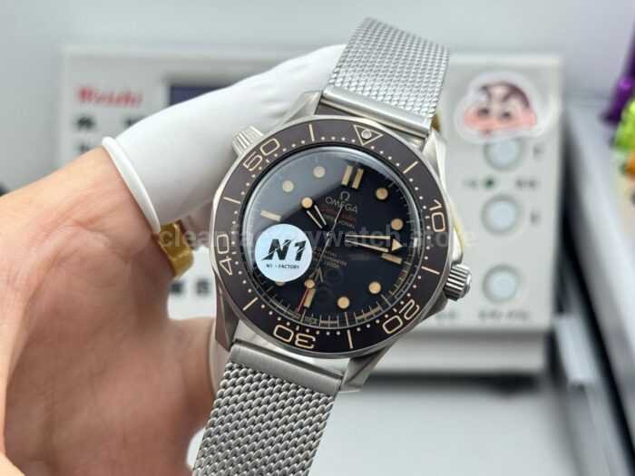 N1 Factory Omega Seamaster Diver 300M 210.90.42.20.01.001 42mm Black Dial - Image 3