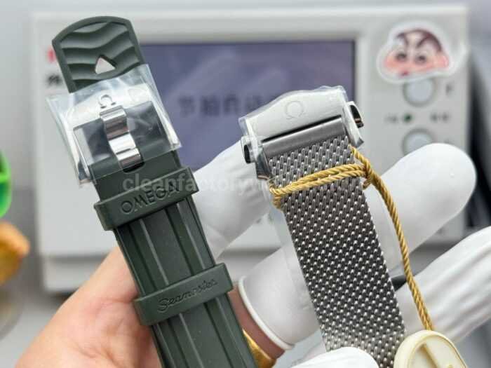 N1 Factory Omega Seamaster Diver 300M 210.90.42.20.10.001 42mm Green Dial - Image 8