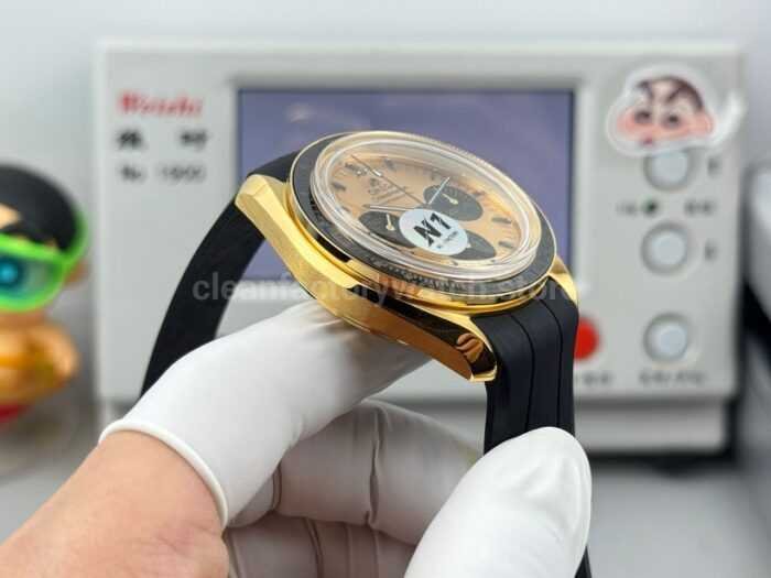 N1 Factory Omega Speedmaster Professional Moonwatch 310.62.42.50.99.001 Yellow Gold Rubber Strap Pink Dial - Image 6