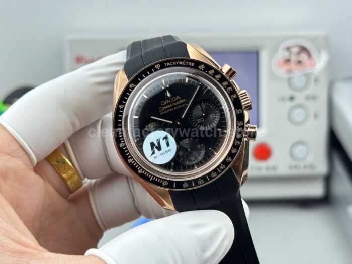 N1 Factory Omega Speedmaster Professional Moonwatch 310.63.42.50.02.001 Rose Gold Rubber Strap Black Dial - Image 4