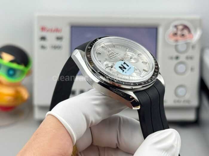 N1 Factory Omega Speedmaster Professional Moonwatch 310.63.42.50.02.001 Steel Rubber Strap Silver Dial - Image 6