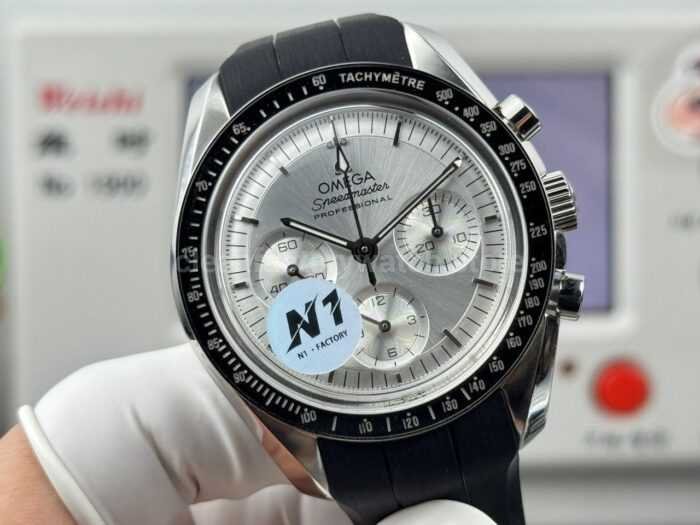 N1 Factory Omega Speedmaster Professional Moonwatch 310.63.42.50.02.001 Steel Rubber Strap Silver Dial - Image 2
