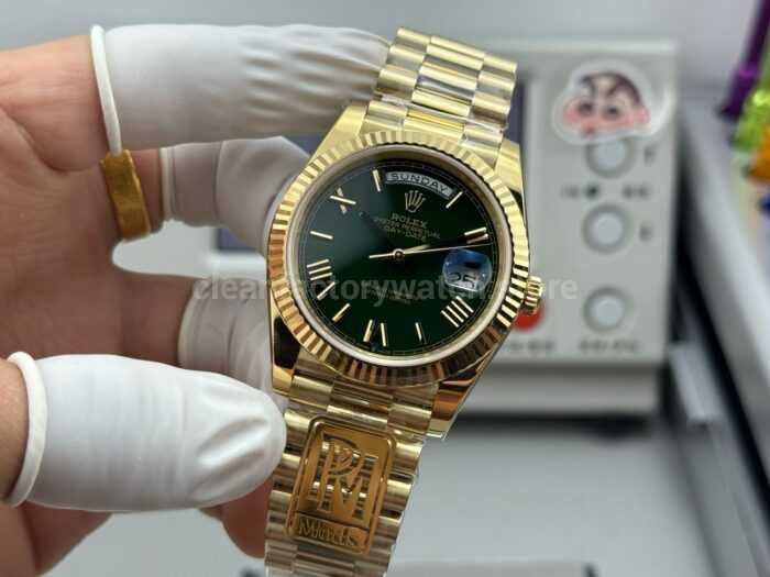 PPM Factory Counterweight Rolex Day-Date 228238-0069 40mm Full Yellow Gold Roman Number Green ombré Dial - Image 3