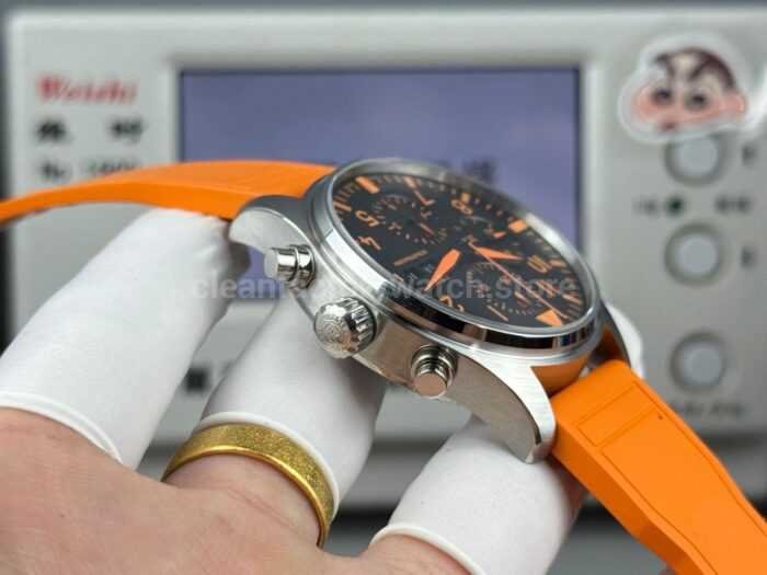 TWS Factory IWC Pilot Chronograph IW377730 41mm Orange Rubber Strap Orange Arabic Numerals Black Dial - Image 5