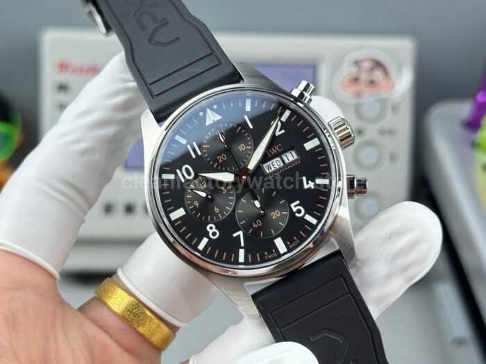 TWS Factory IWC Pilot Chronograph IW388111 41mm Rubber Strap Arabic Numerals Black Dial - Image 2