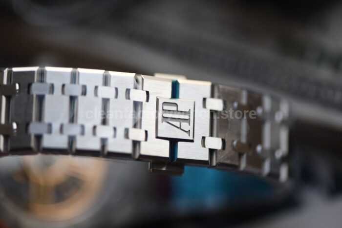 VS Factory Audemars Piguet Royal Oak Selfwinding 41mm 15500ST.OO.1220ST.01 Blue Dial - Image 8