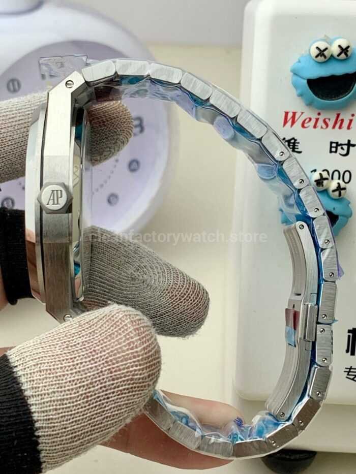 VS Factory Audemars Piguet Royal Oak Selfwinding 41mm 15500ST.OO.1220ST.02 Grey Dial - Image 3