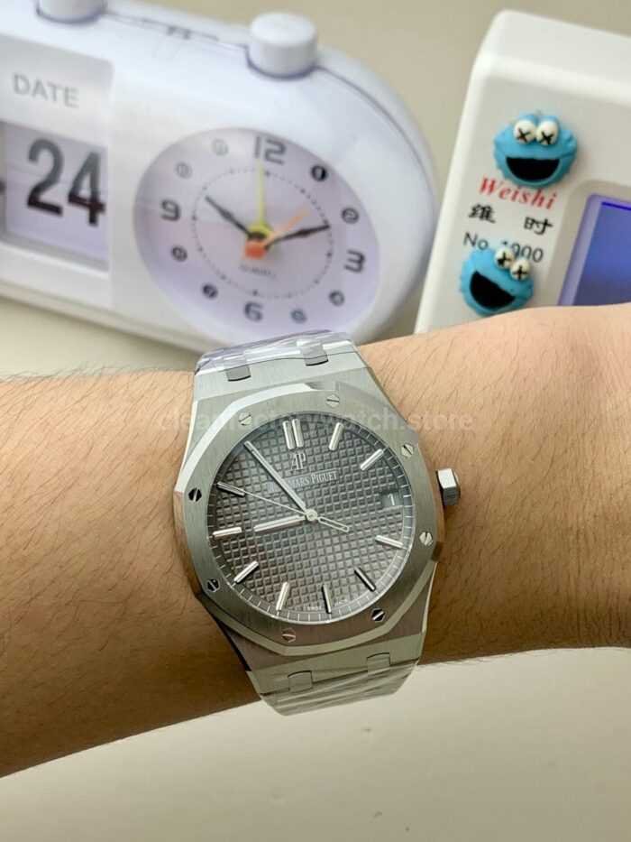 VS Factory Audemars Piguet Royal Oak Selfwinding 41mm 15500ST.OO.1220ST.02 Grey Dial - Image 6