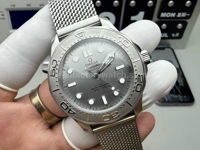 VS Factory Omega Seamaster Diver 300M 210.30.42.20.06.002 42mm Brushed Grey Dial - Image 3