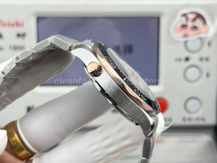 OR Factory Omega Seamaster Diver 300M 210.20.42.20.01.001 42mm Half Rose Gold Black Dial - Image 6