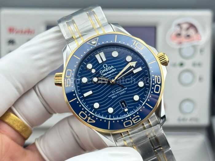 OR Factory Omega Seamaster Diver 300M 210.20.42.20.03.001 42mm Half Yellow Gold Blue Dial - Image 2