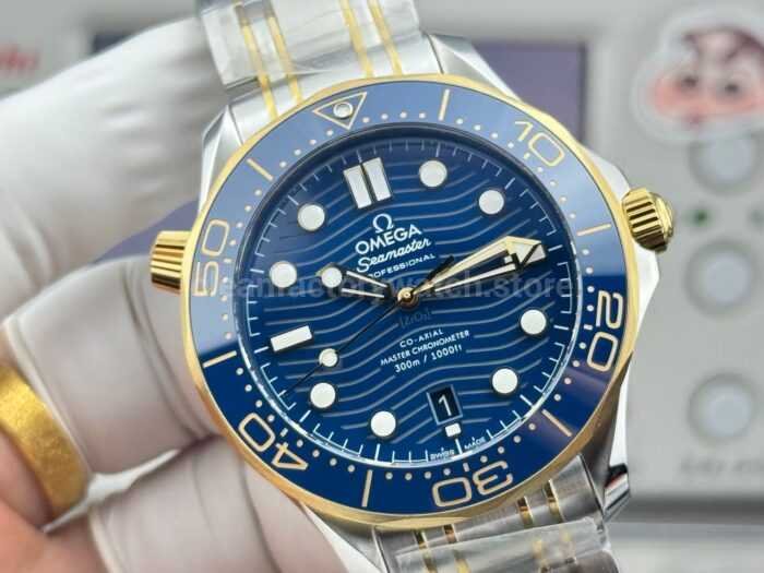 OR Factory Omega Seamaster Diver 300M 210.20.42.20.03.001 42mm Half Yellow Gold Blue Dial - Image 4