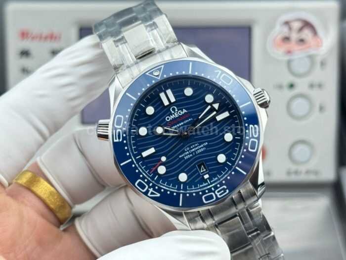 OR Factory Omega Seamaster Diver 300M 210.30.42.20.03.001 42mm Steel Blue Dial - Image 2
