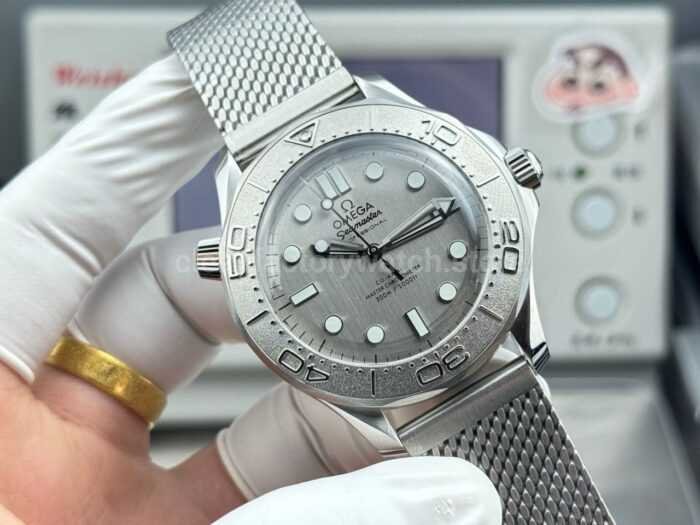 OR Factory Omega Seamaster Diver 300M 210.30.42.20.06.002 42mm Steel Brushed Grey Dial - Image 2